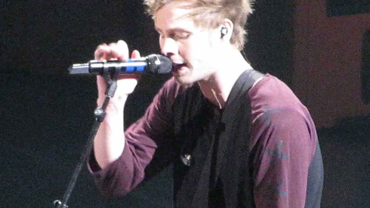 5SOS-Voodoo Doll @ The Forum 11/16/14 Live HD