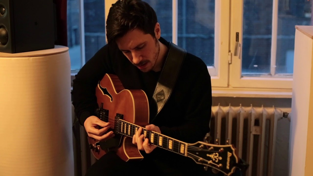 Iakovos Symeonidis - Sleighride (The Christmas Sessions)