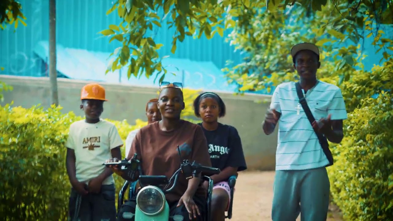 Moneyze_Six_Official_Video