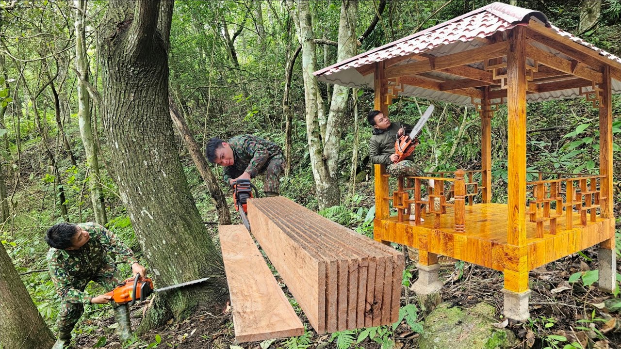 Full video: Sawing wood to build a house in the forest