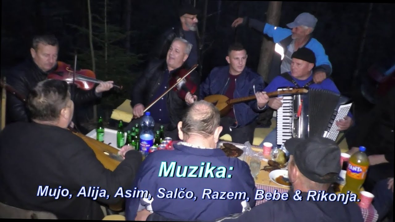 Izvorne pjesme: Mujo, Alija, Bebe, Asim, Halčo, Rikonja, Salčo & Razem.