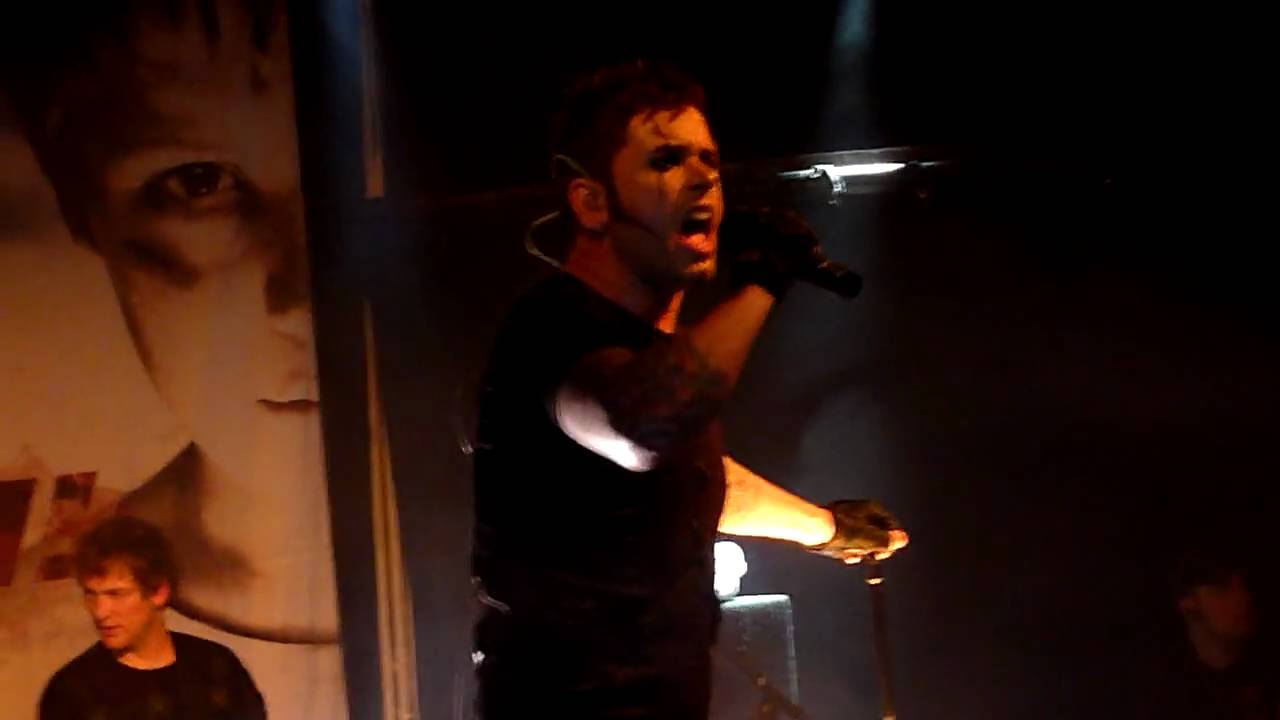 Oomph! LIVE TRABENDO (PARIS) 2010 [HD] 