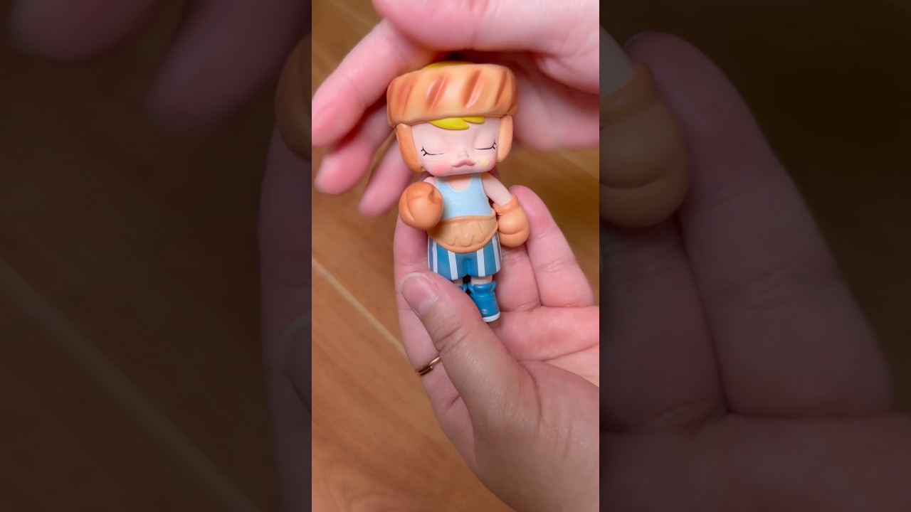 POP MART MOLLY SOFT PUNCH UNBOXING #popmartmolly #unboxing #carbloverseries