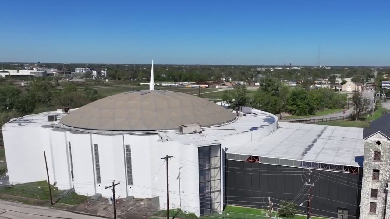 Did the Houston Housing Authority really spend $11.4M on a vacant church property?