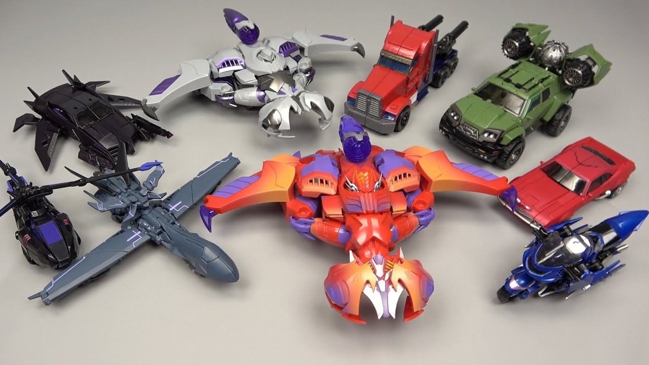 Transformers Prime: Optimus Prime Arcee Bulkhead Cliffjumper Megatron Soundwave Vehicon Airachnid