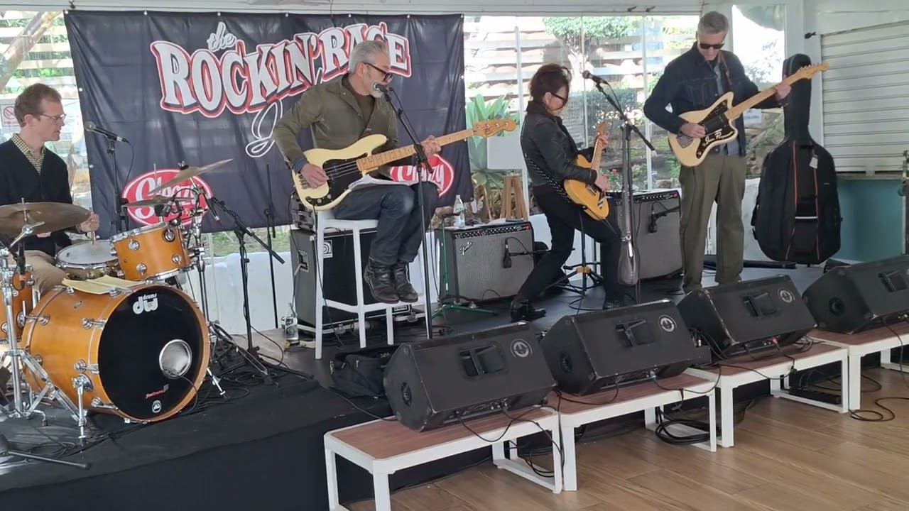 Emanuela Hutter - Kiss Me (soundcheck)
