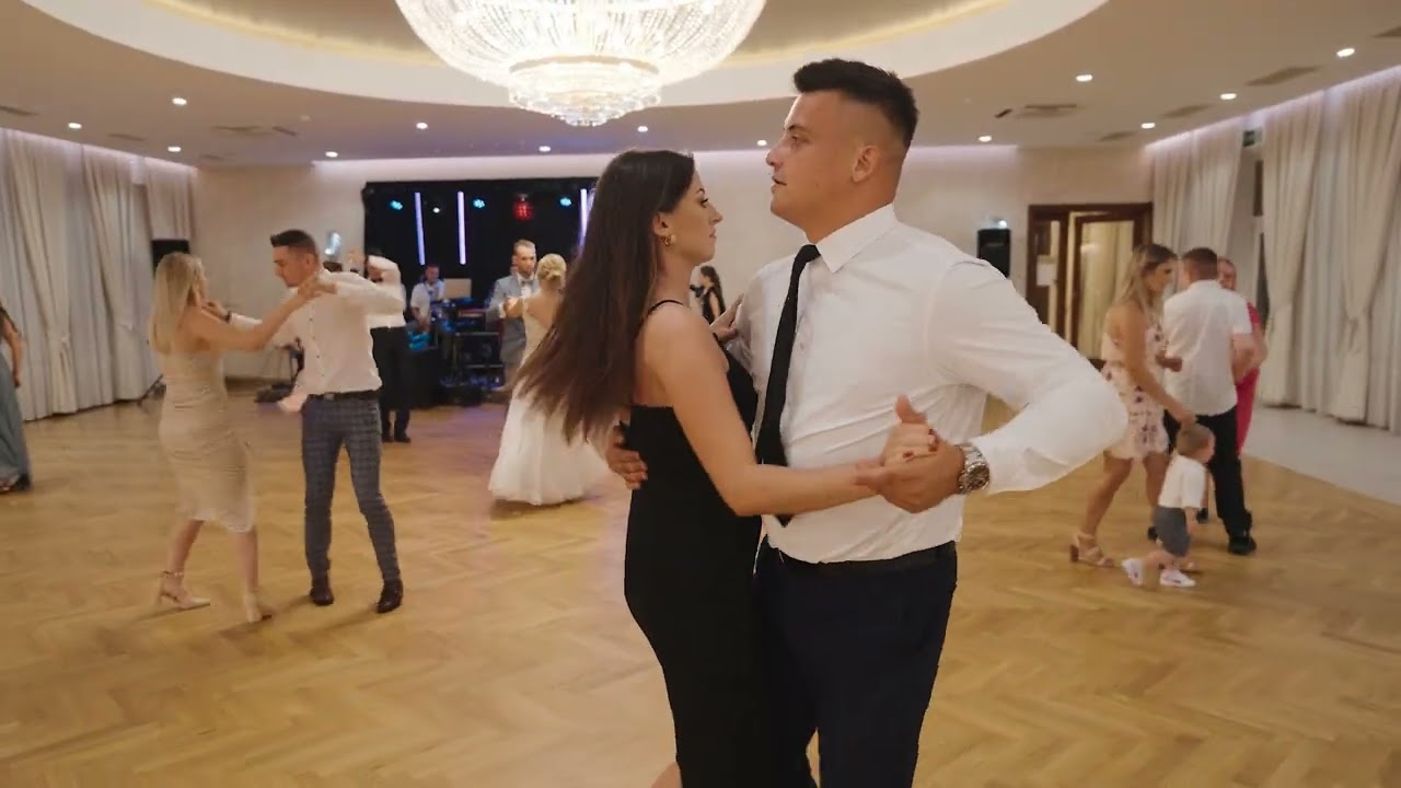 Zespół Lubię To - Szalejesz - tel. 889 870 261