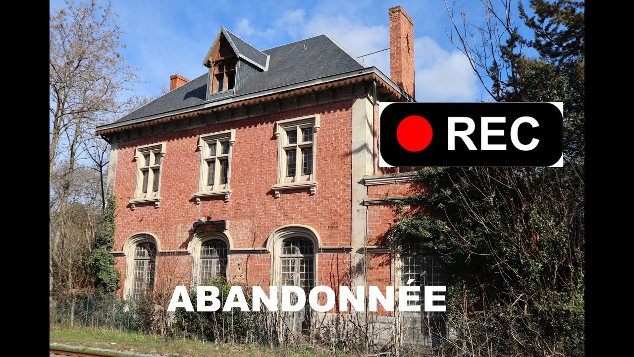 URBEX - Visite d'une GARE Abandonnée, il reste tout !!!!