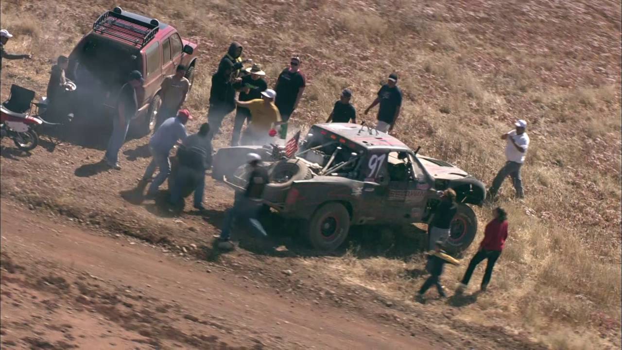 SCORE ALL OUT - 2008 SCORE Baja 500: Riviera Racing vs. Ballistic BJ Baldwin