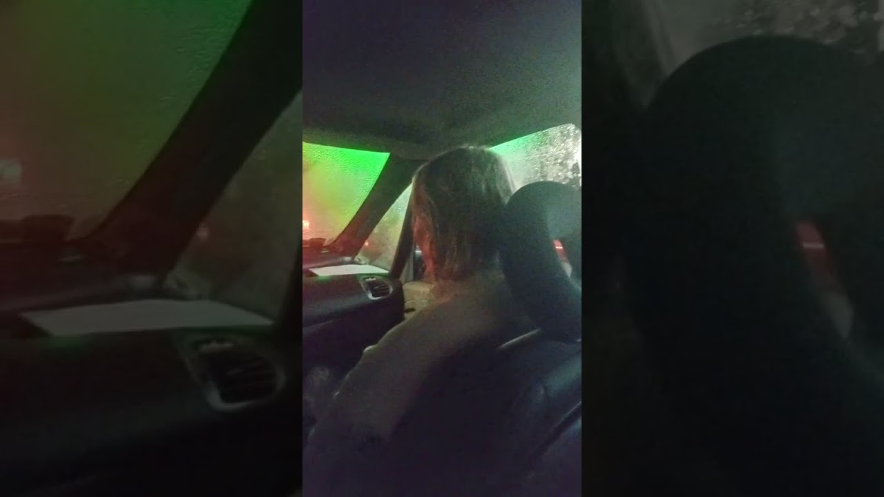Macchina taxi navetta Roma via del casale rocchi fino a Roma via luigi siciliani che riprese vuoto 