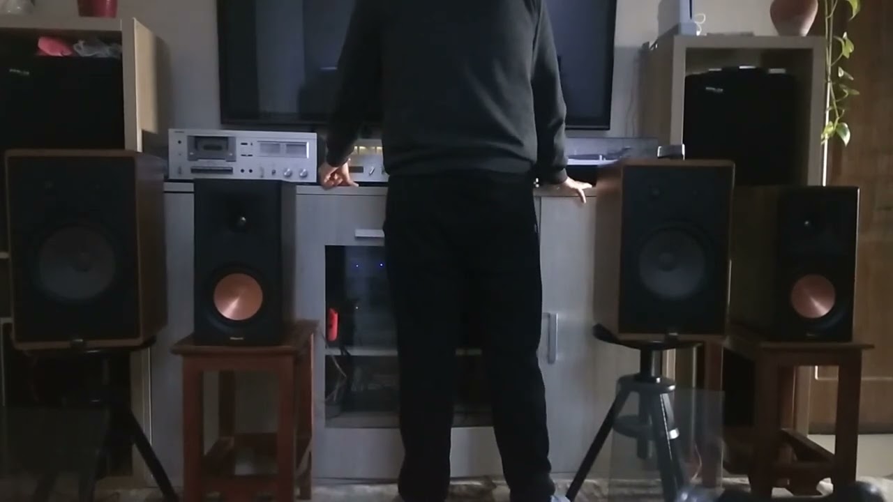 Altavoces vintage vs contemporáneo