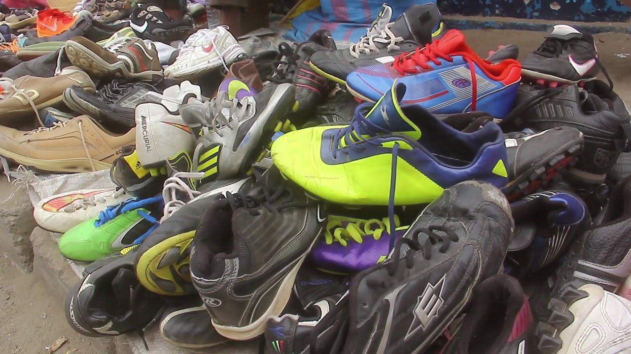 SACS ET CHAUSSURES  DE FRIPERIE