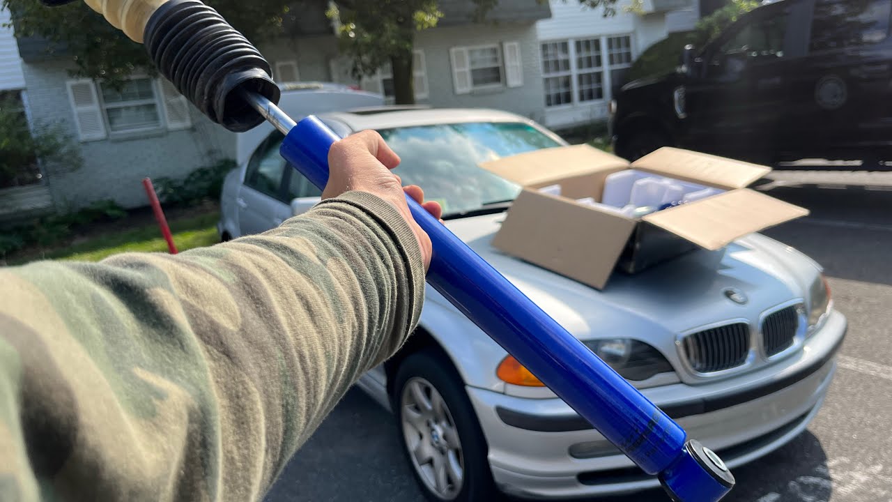 Installing Maxpeedingrods coilovers on my 2001 BMW 325i