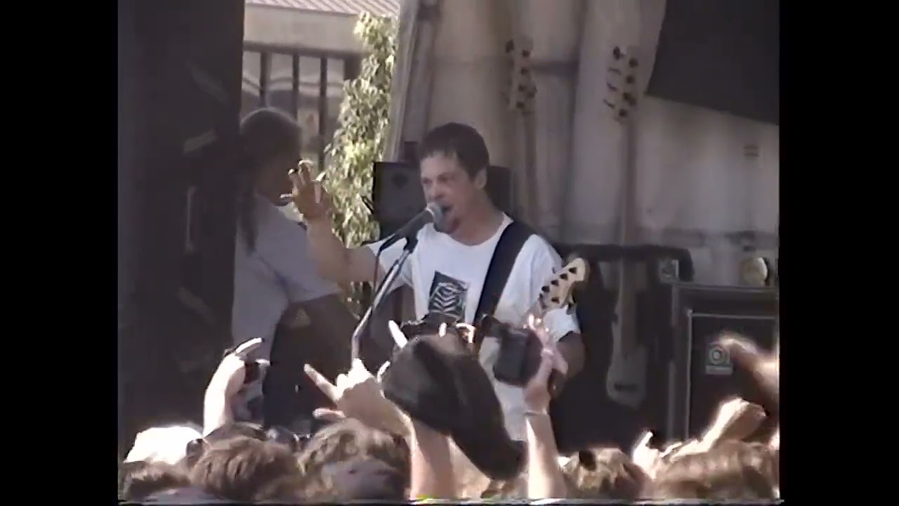 Metallica - Tower Records at San Jose (1996) [Remastered]