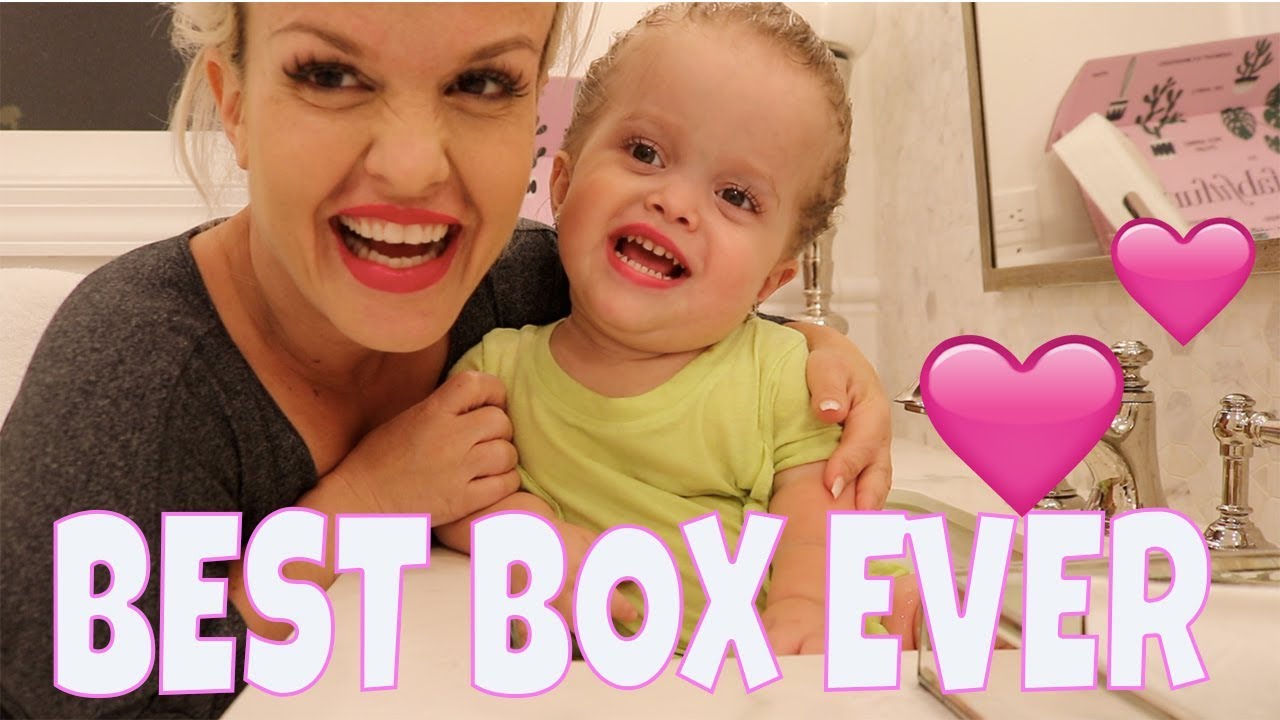 BEST BOX EVER! VLOG 148
