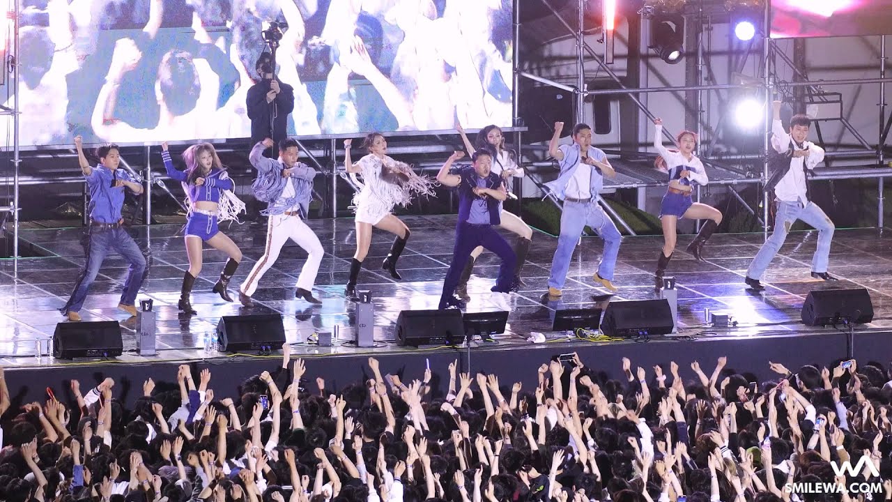 싸이 (PSY) 'GANGNAM STYLE' 직캠 @ 성균관대학교 축제 | 220504 | 4K by -wA-