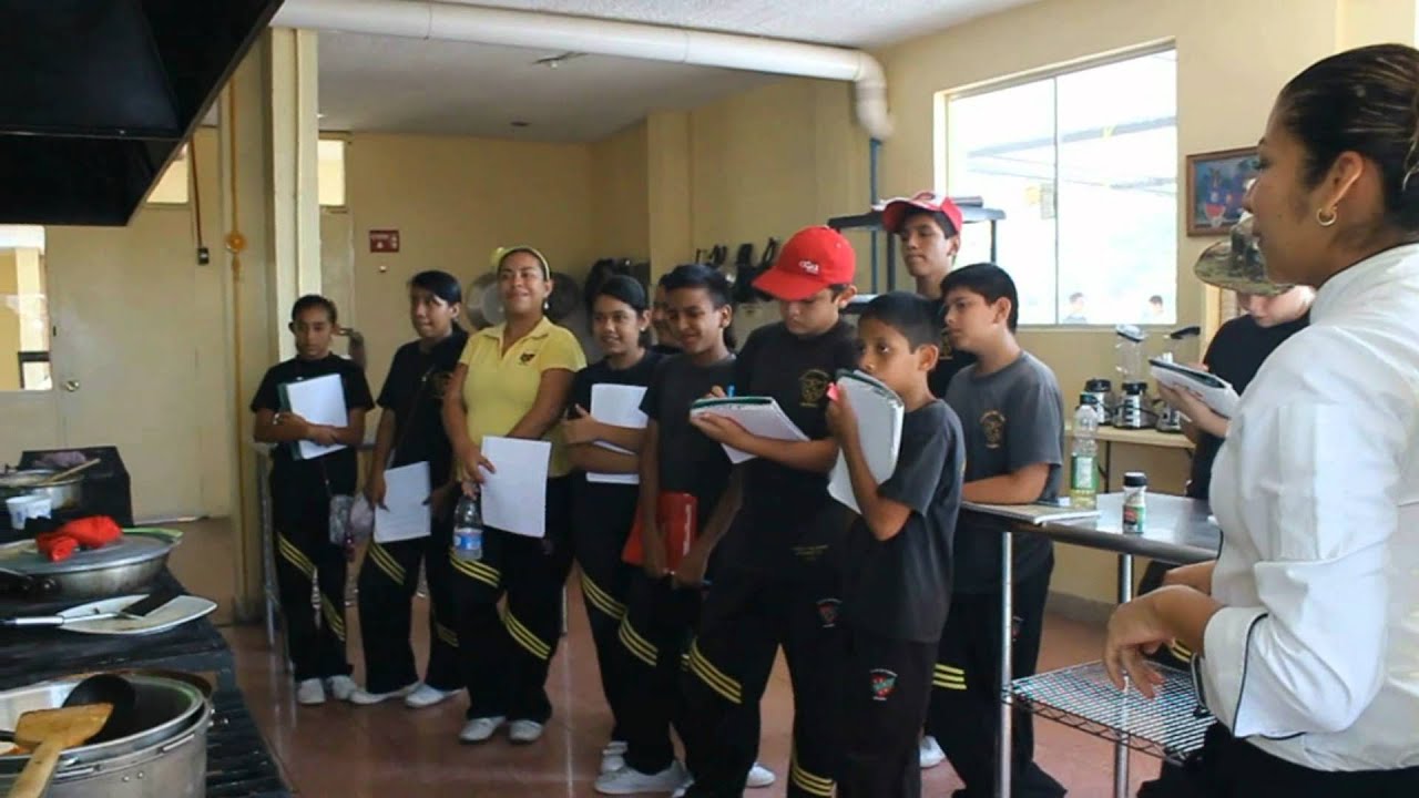 COLEGIO MILITARIZADO MADRID ACAPULCO 2012 ( video informativo )