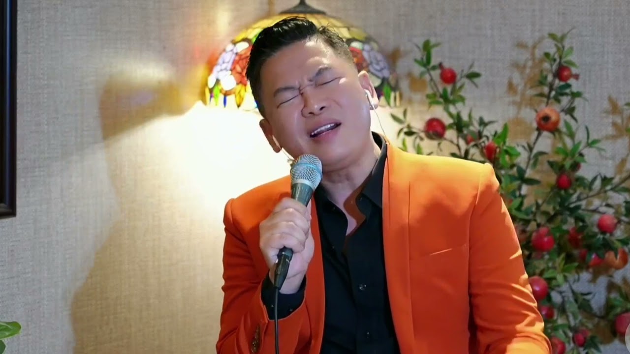 CÓ NHỮNG NIỀM RIÊNG (Lê Tín Hương) - Ca sỹ : Bách Nguyễn - Guitar : Đạo Nguyễn