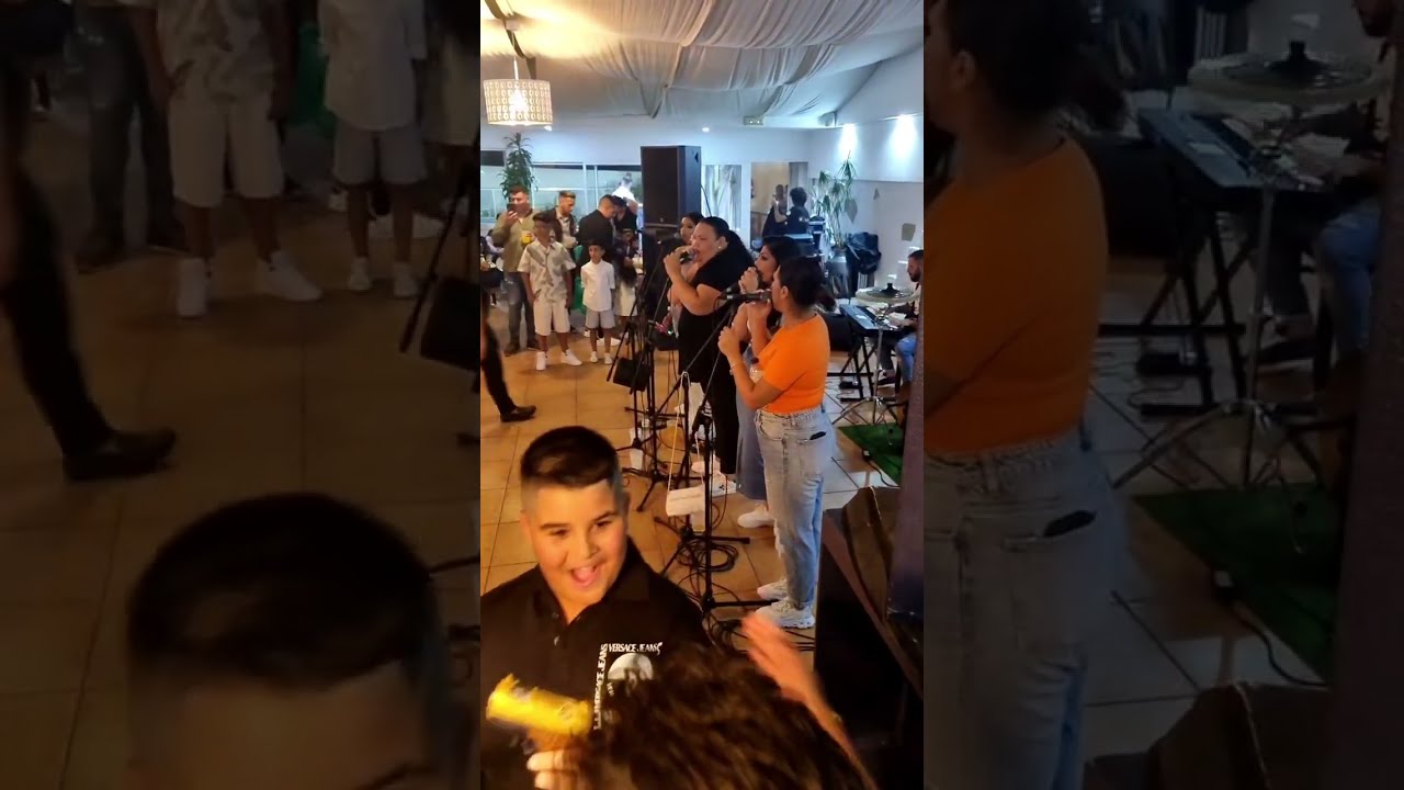 Silvia gorreta y las niñas en oporto