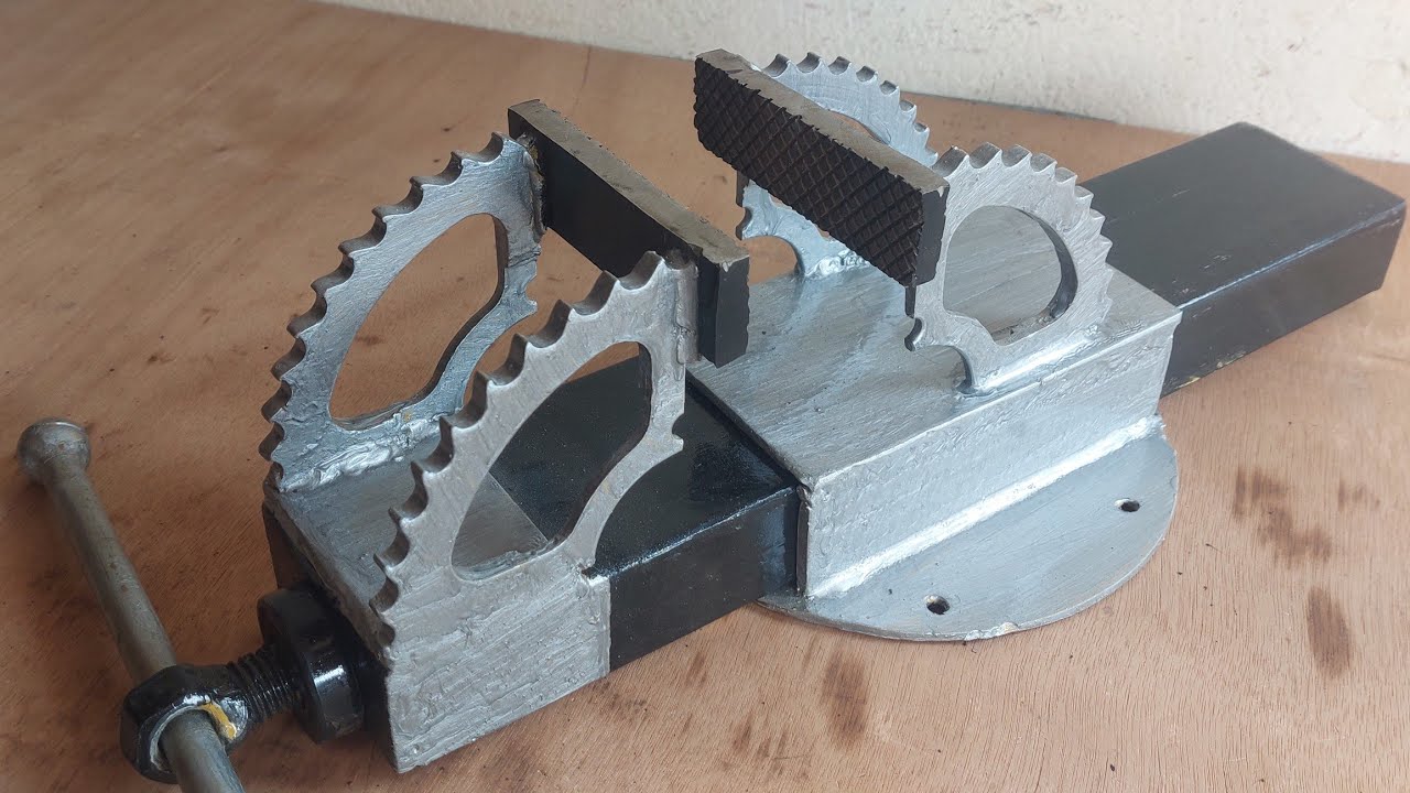 How To Make This Type Bench Vise | DIY Heavy Duty Metal Bench Vise