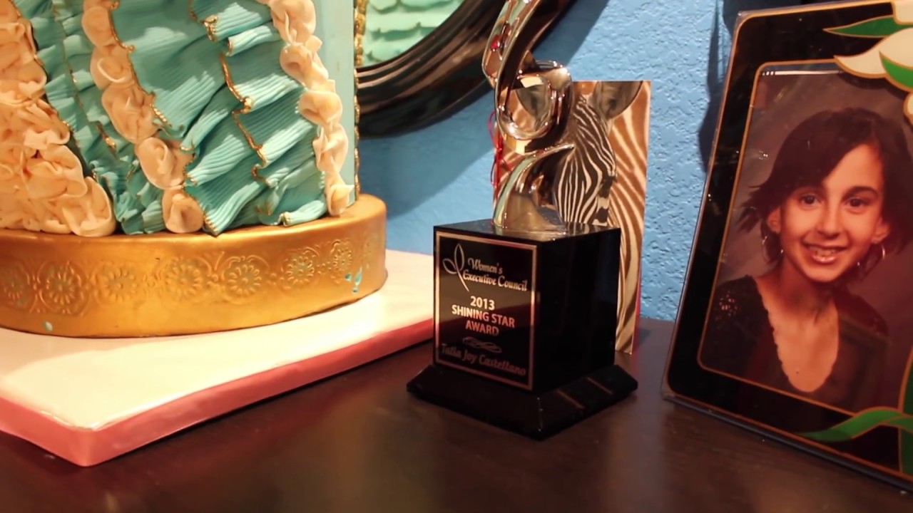 TALIA JOY CASTELLANO'S  ROOM TOUR