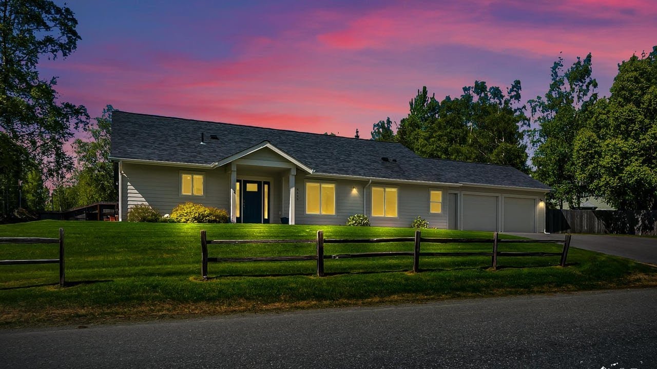 8620 Jade St, Anchorage, AK