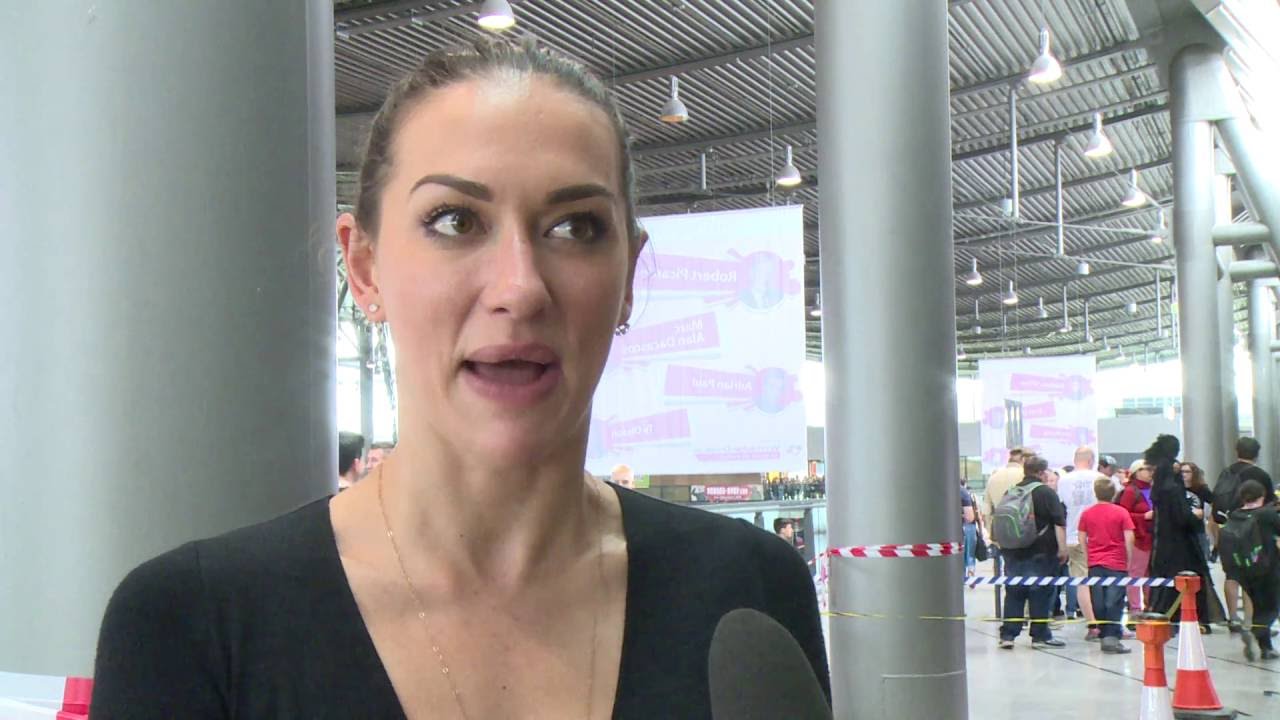 Tasya Teles Interview THE 100 Comic Con Germany Stuttgart 2016