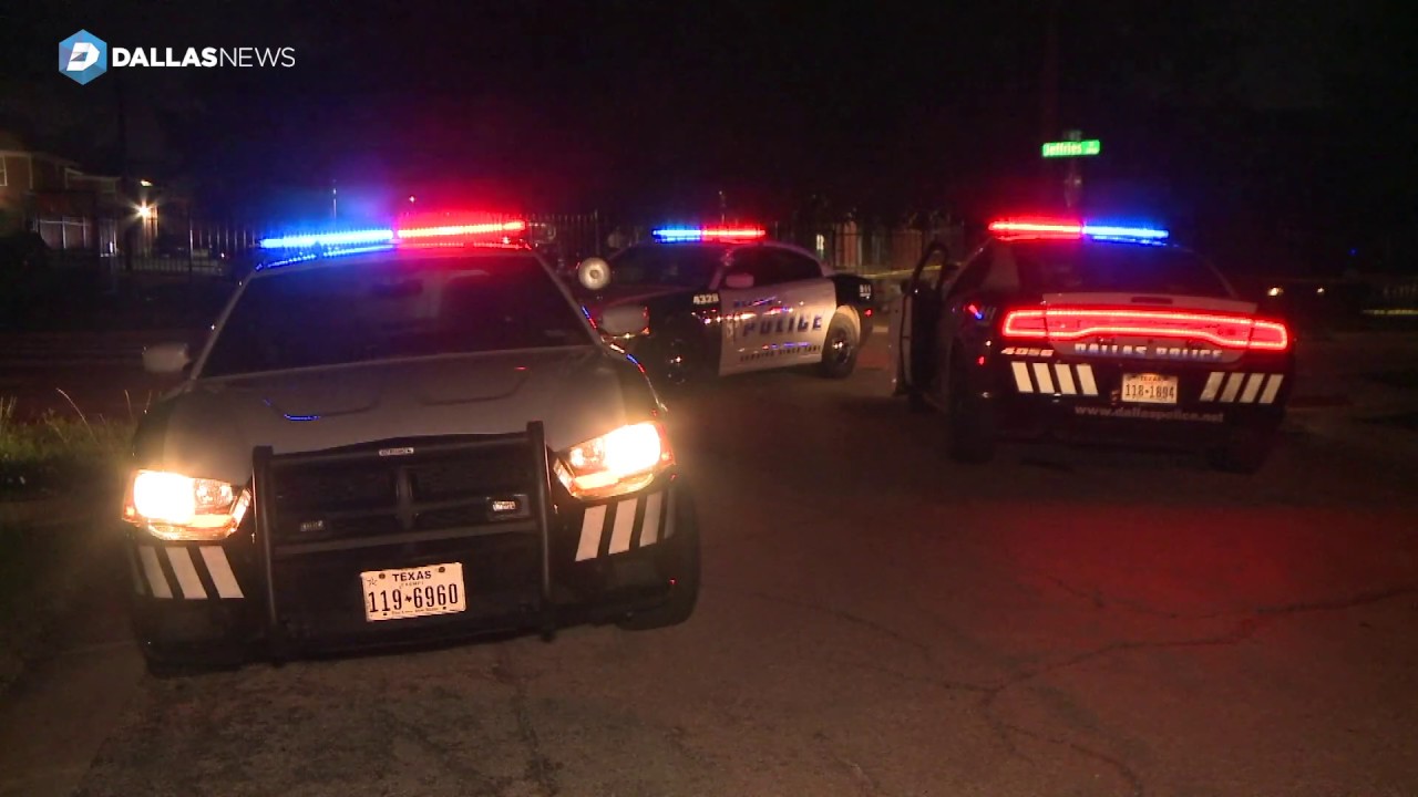 Man found shot in leg after 'running gun fight' in south Dallas