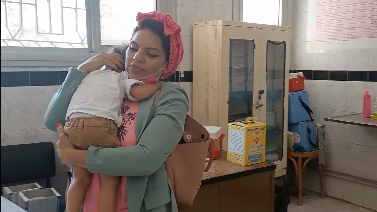 تعالى اقولك أيه ممكن تعمليه قبل وبعد تطعيم إبنك (تطعيمات السنه ونص)