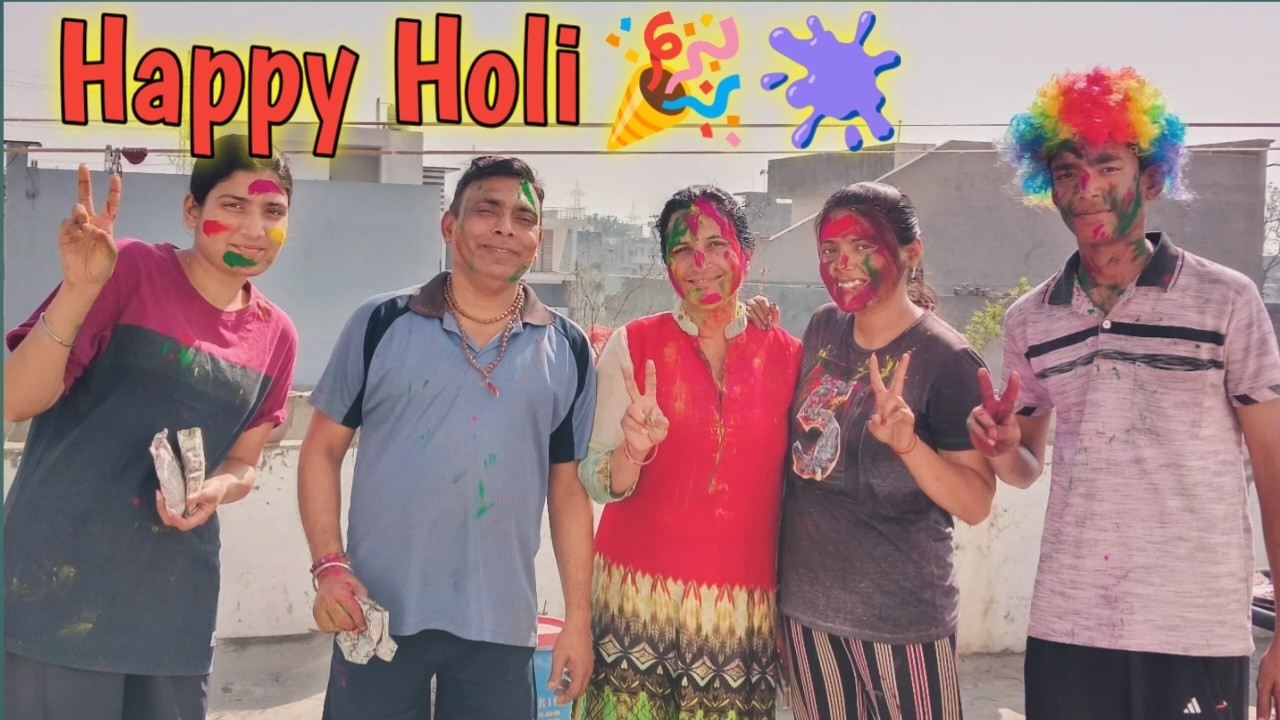 Happy Holi Guyzzzz 🥳🫟 | Soumya Dwivedi Vlogs