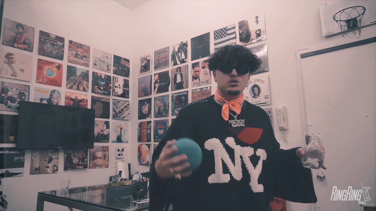 LAR$$EN - LEAVE ME ALONE (Official music video)