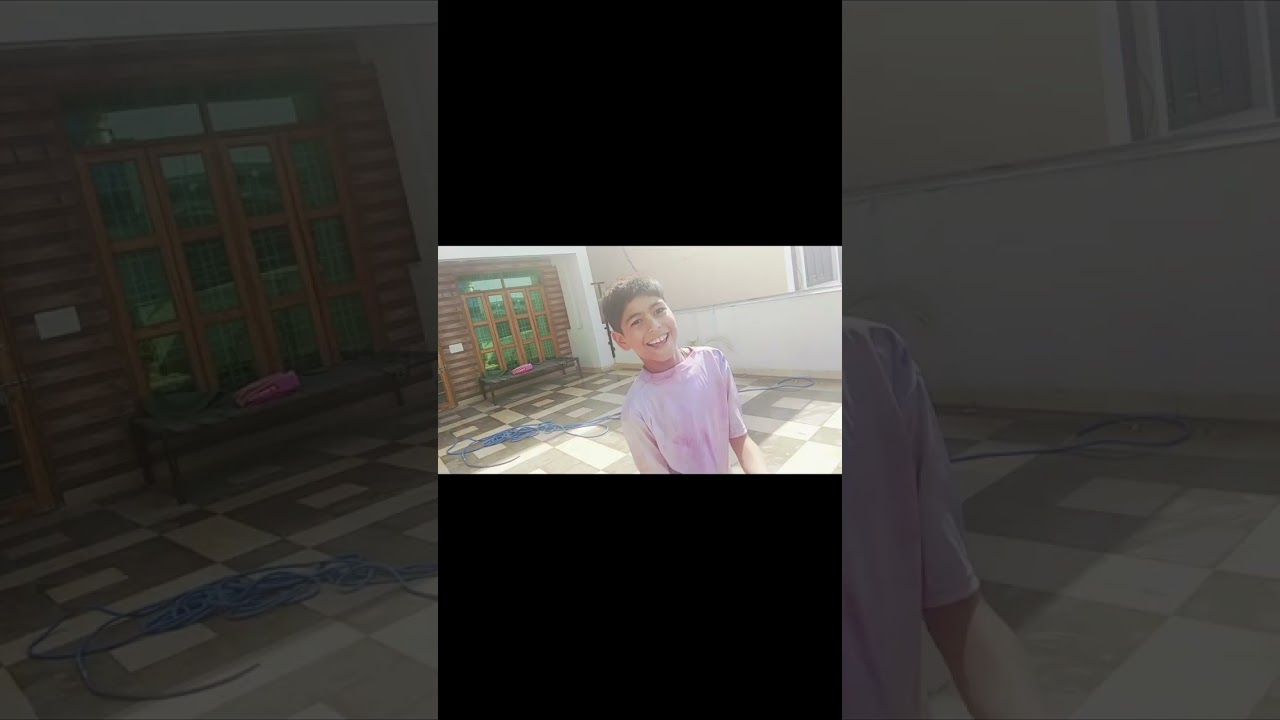 आप सभी को होली की ढेर सारी शुभकामनाएं,। हैप्पी होली