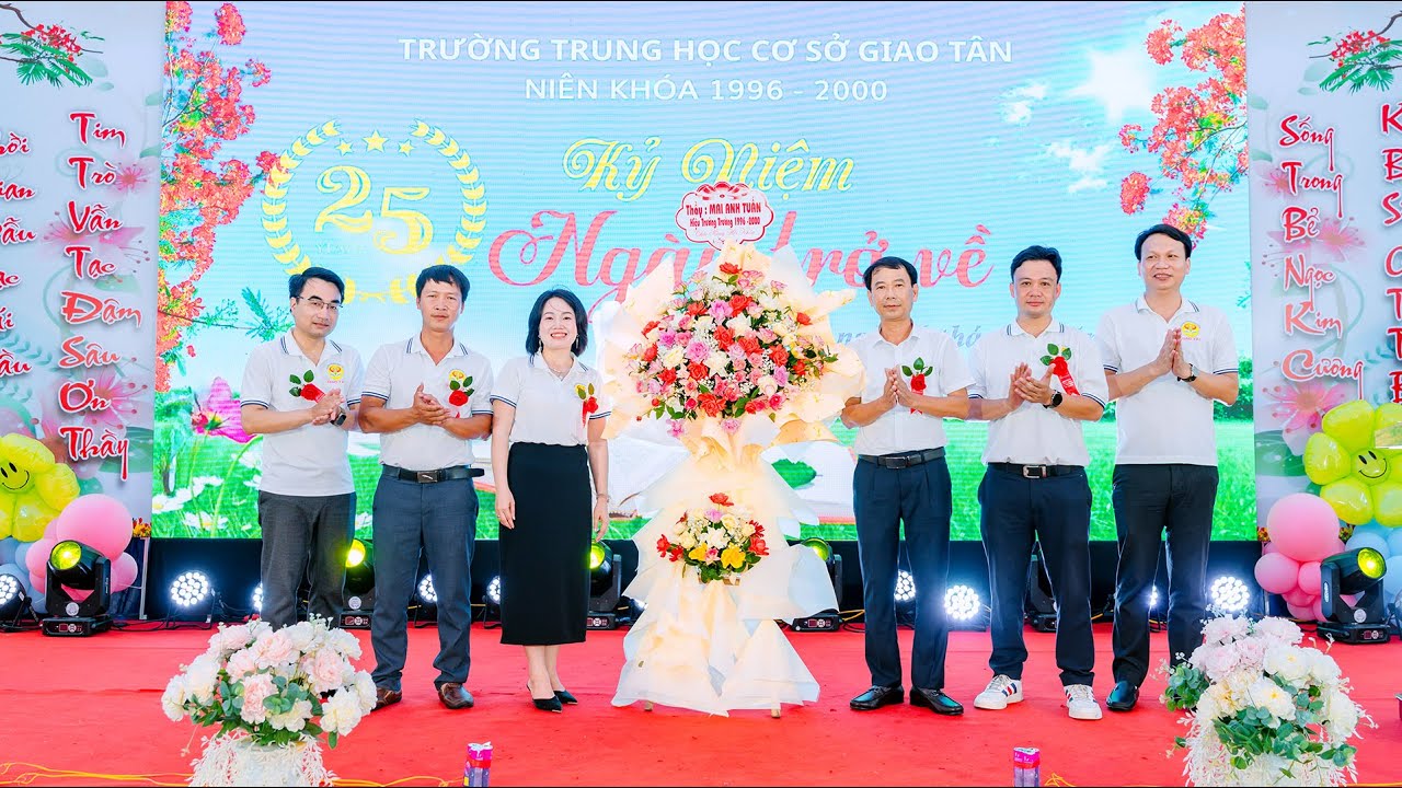 Hội Khóa 25 năm niên khóa 1996 2000 Trường THCS Giao Tân