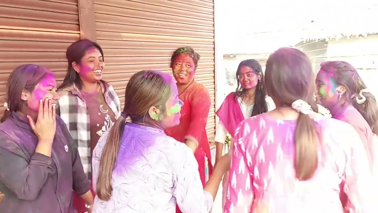 2k82 happy holi all my family members 💃💃lalpuran dance 🎶🔊 