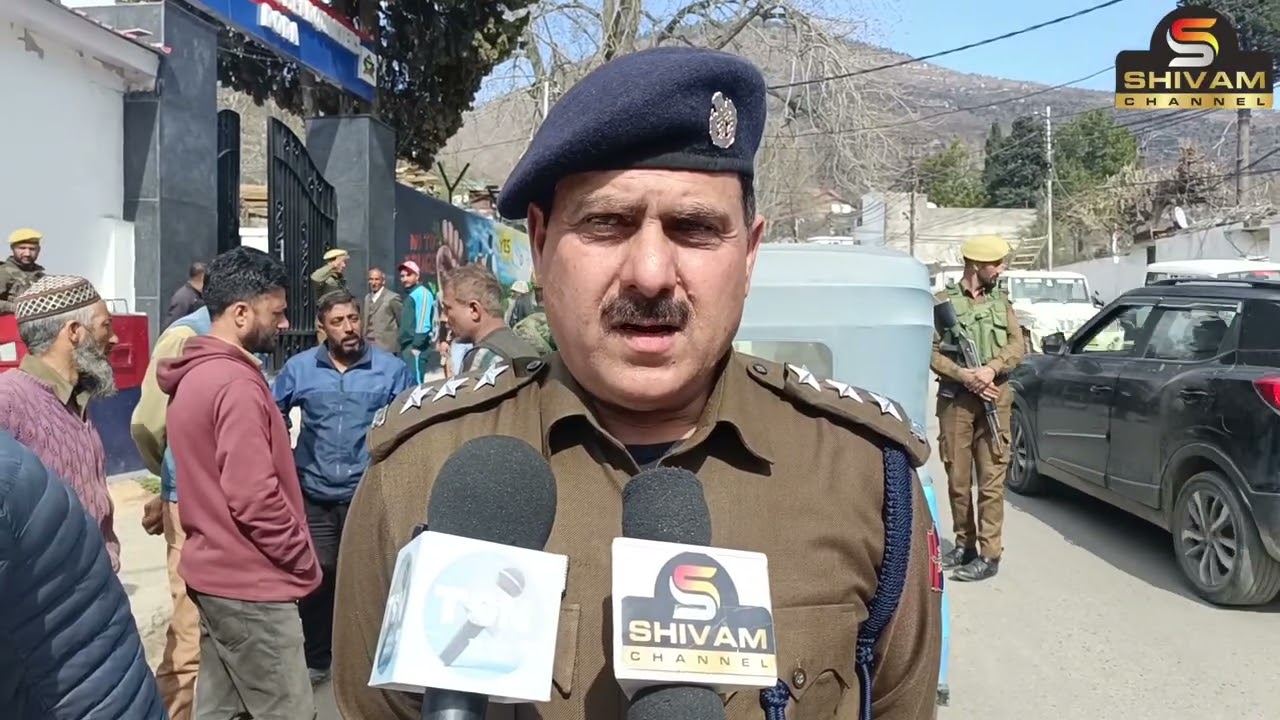 Doda: E Rickshaw ko lakar badi karwai | Traffic/Doda Police hui sakht.