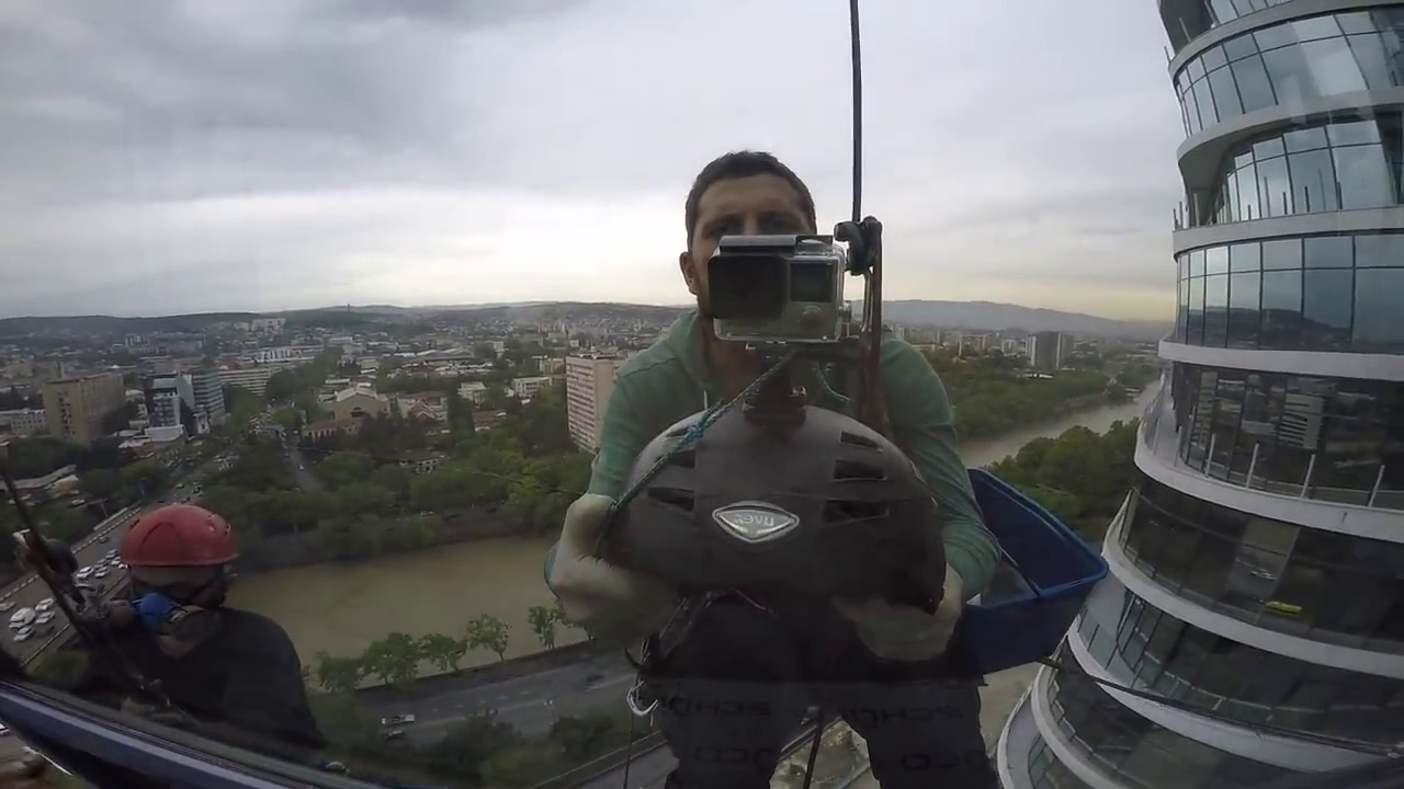 window cleaning, industrial alpinism