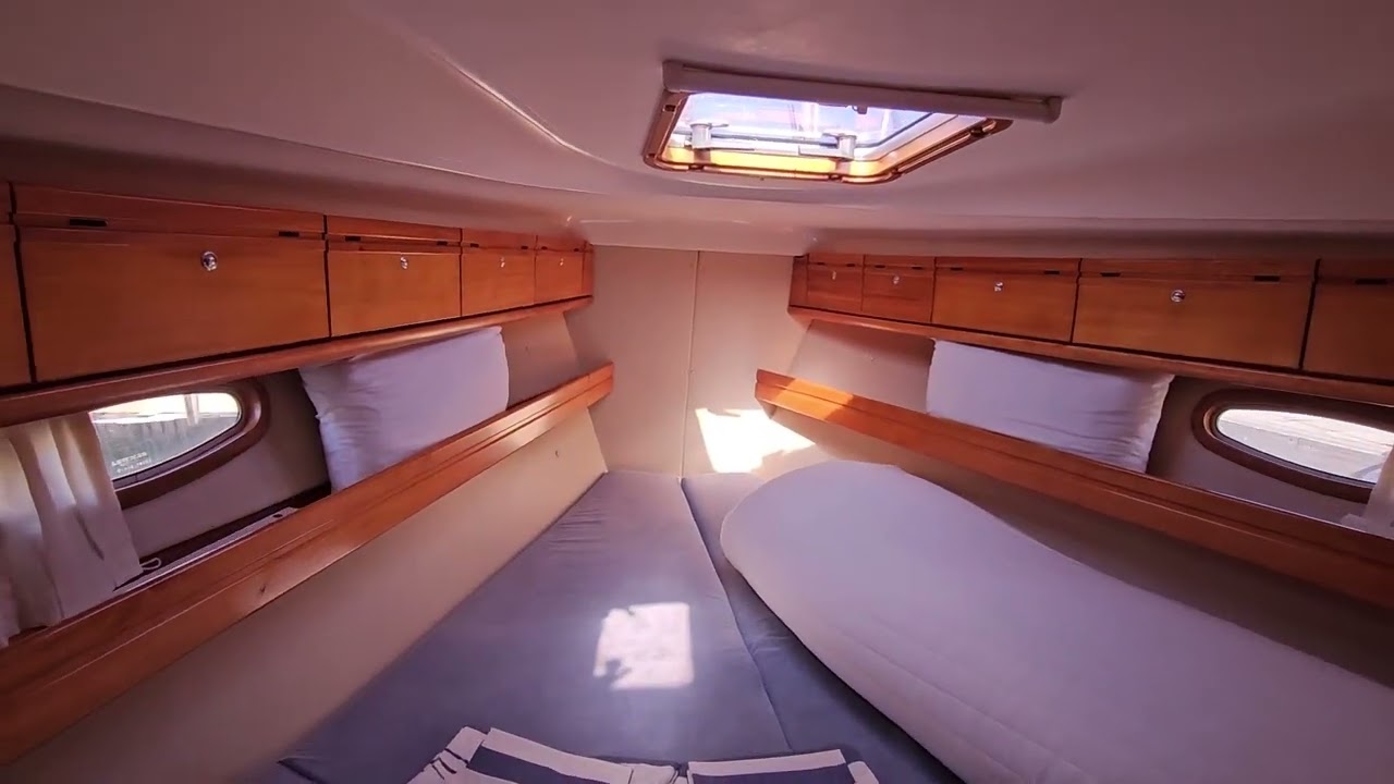 FENIX YACHTS - BAVARIA 39 CRUISER