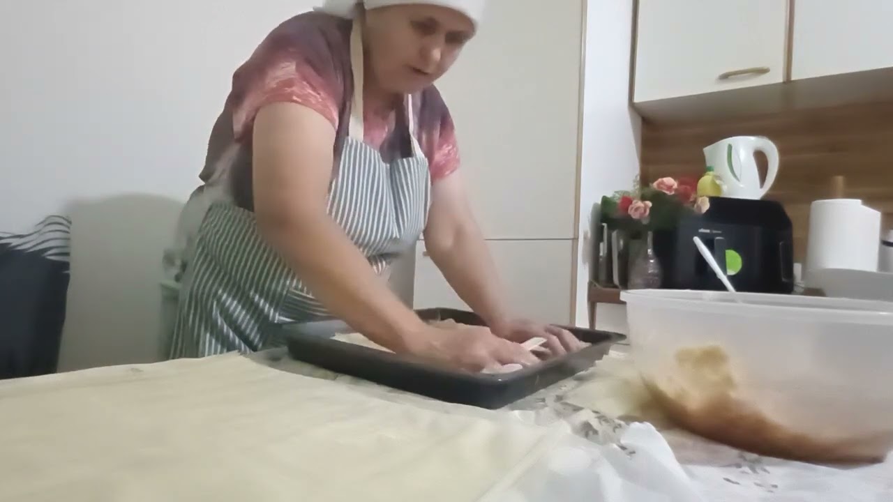 SAVRŠENA DOMAĆA PITA OD JABUKA - JEDNOSTAVAN RECEPT ZA SLATKI USPJEH