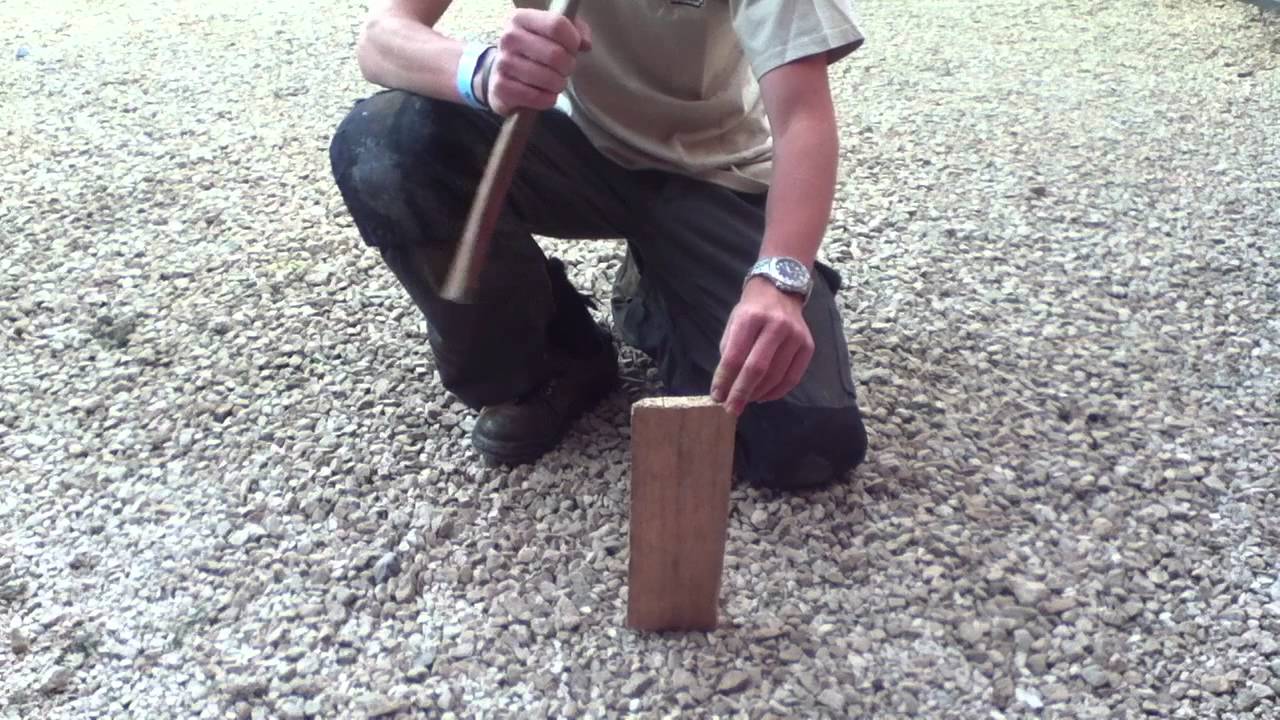 Fendre du bois - astuce bricolage