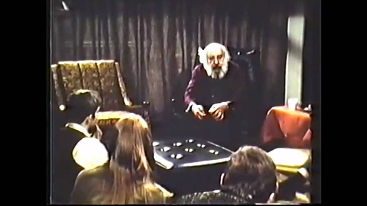 Fritz Perls explains Gestalt Therapy ITA Sub