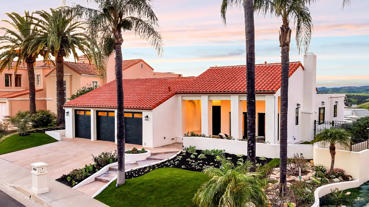 Calabasas. Luxury House. 24247 Park Granada.