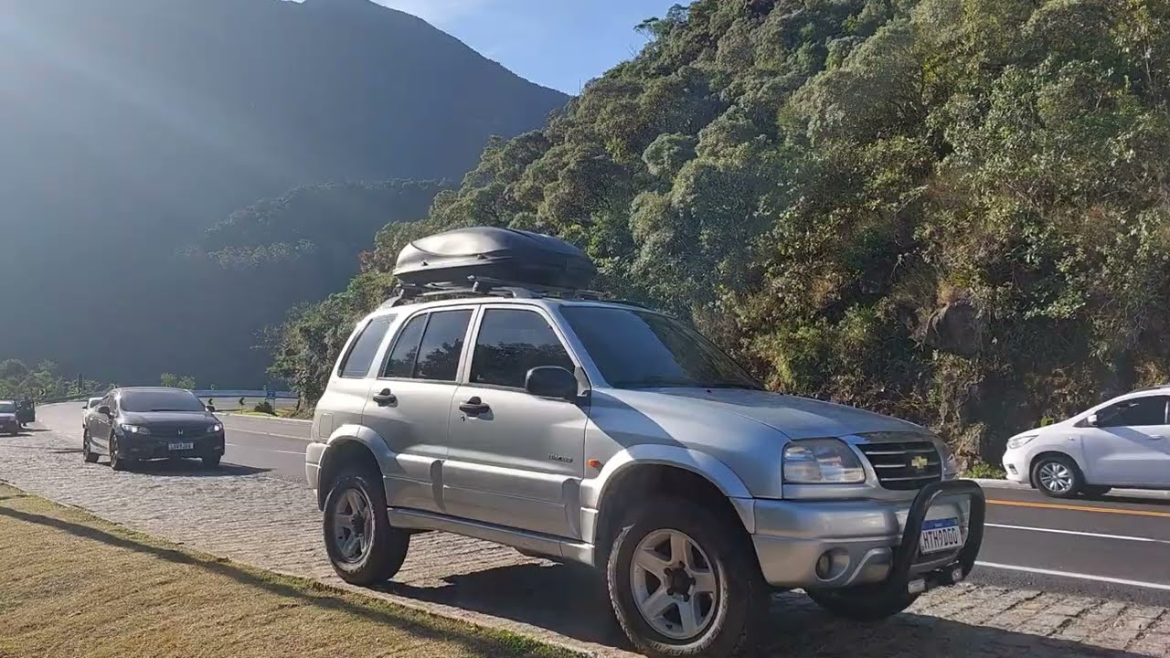 DIRIGINDO: Rota 116 - Serra de Cachoeiras de Macacu, sentido Nova Friburgo / RJ