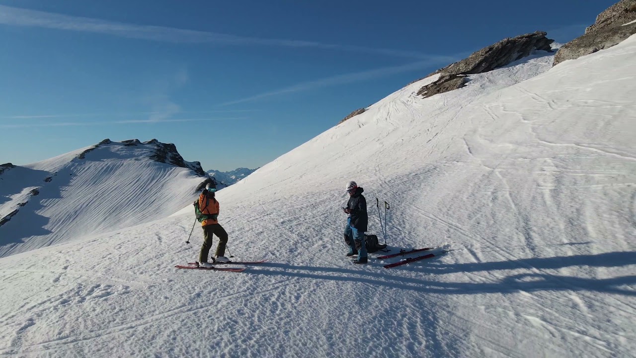 Pico Bóveda, Alto Campoo. Esquí de travesía a vista de dron. 17/12/21