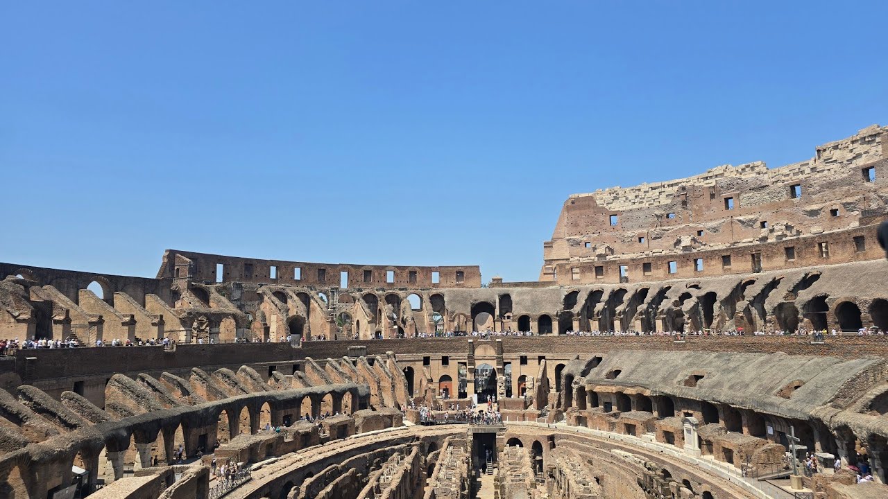 The Colosseum and The Palatine Hill | Rome, Italy | 4K