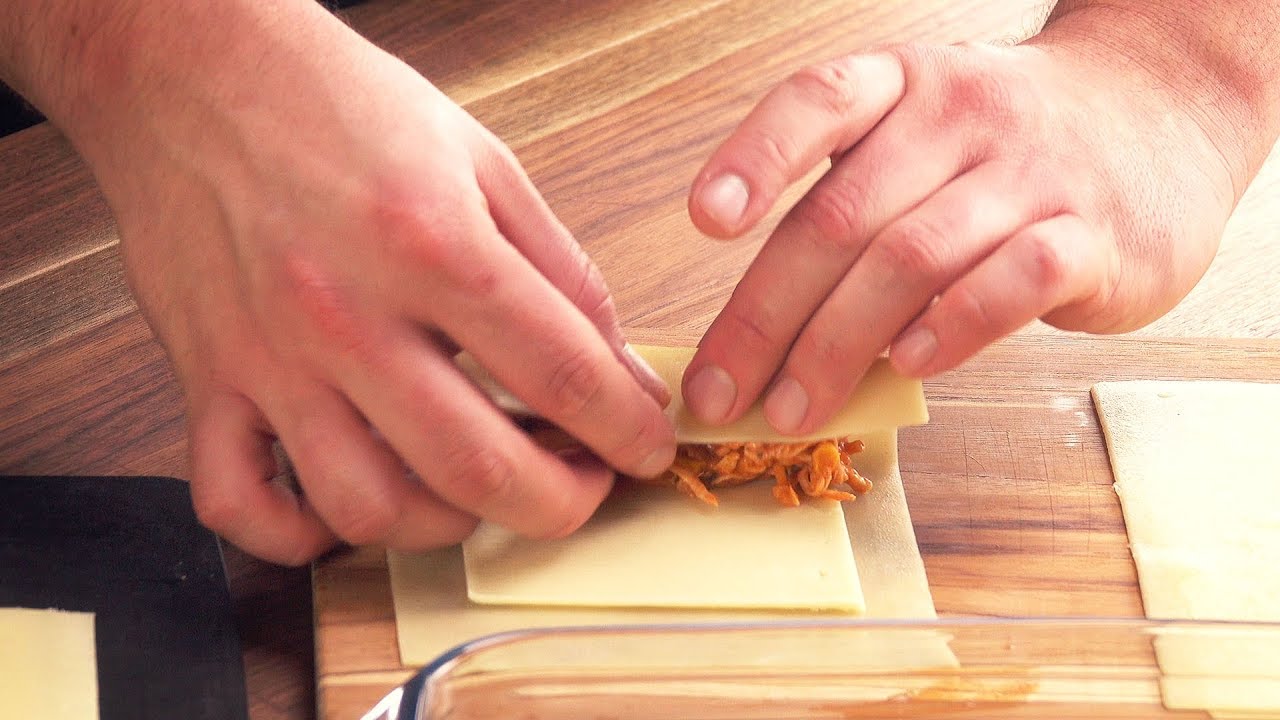 Canelones gigantes rellenos: una pasta rellena de pollo para una gran comida