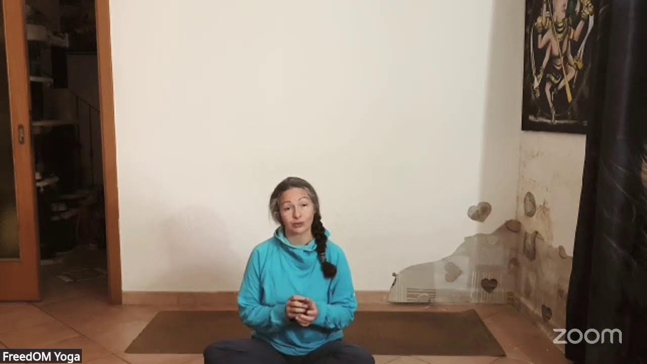 Yoga pour les épaules, le cou et les omoplates - Cours de yoga en direct Zoom