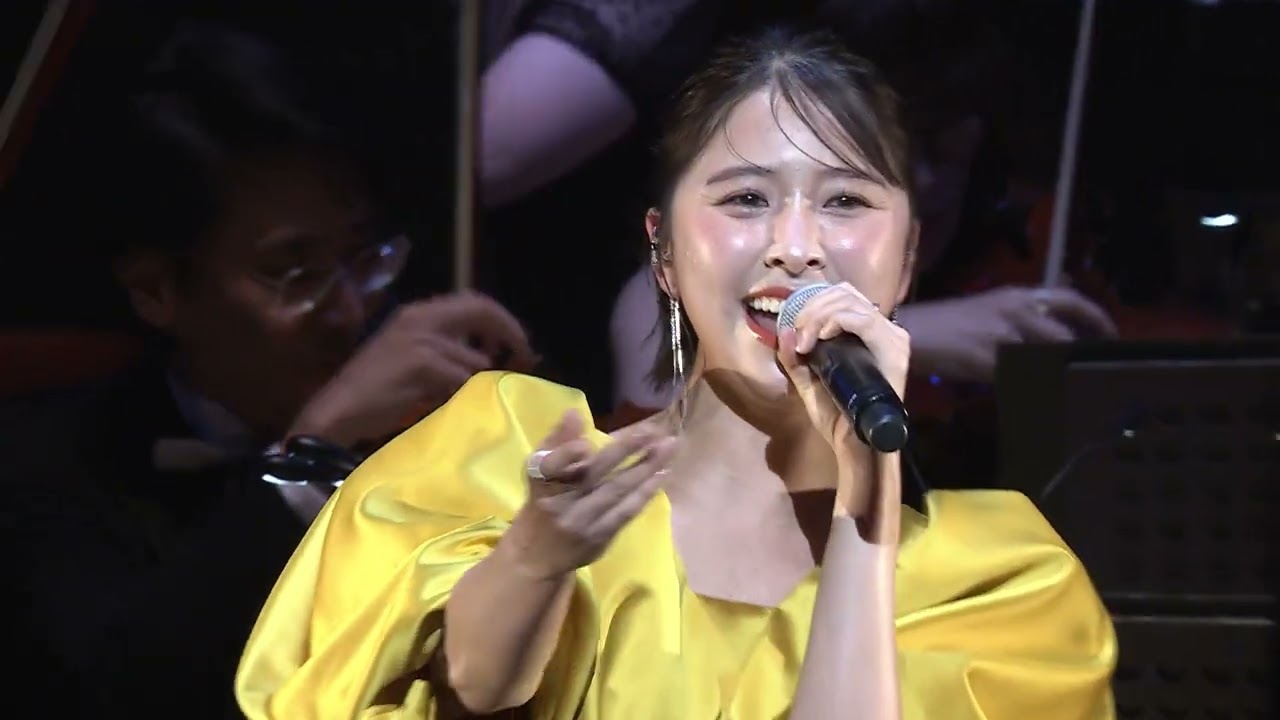 ※貴重映像 ももクロ玉井詩織「青い珊瑚礁」熱唱 _昭和100記念フェス