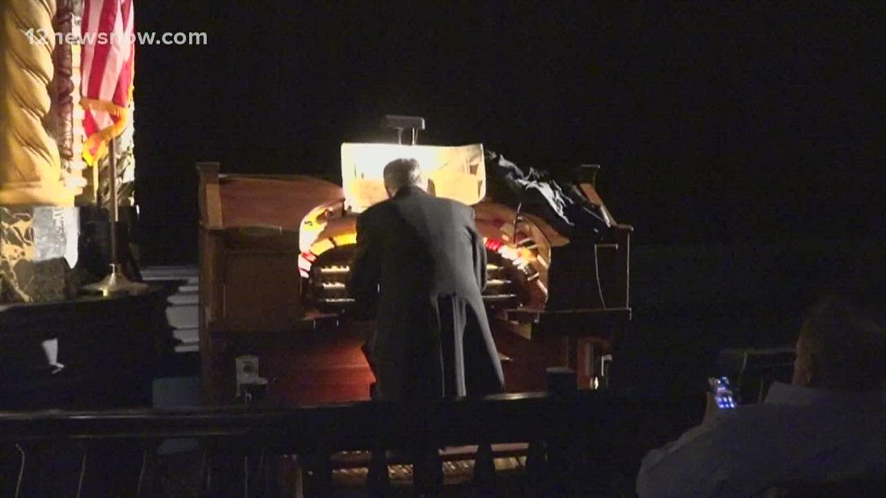 'Magical and majestic' | Historic pipe organ makes grand debut at Jefferson Theatre after 15 years