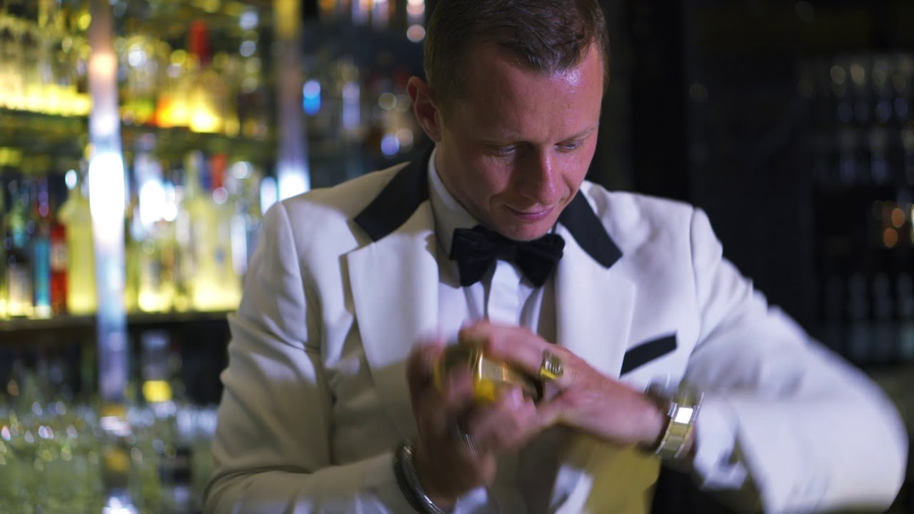 The Aviation Gin Cocktail feat Michal Lis