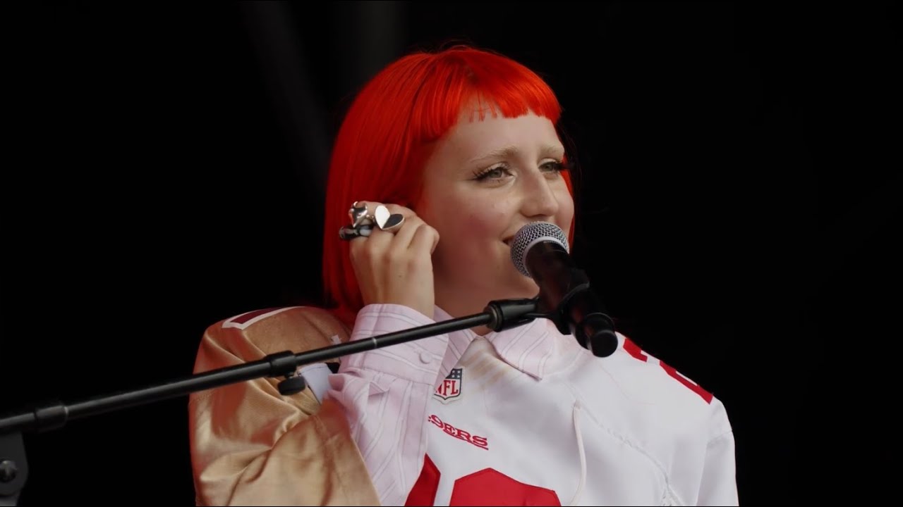 Amelia Moore - love me or leave me alone - Live from Outside Lands 2025